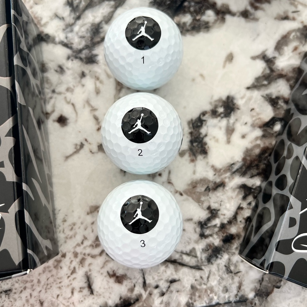 Air Jordan ProV1 golf balls